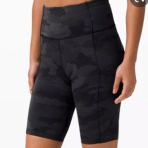 Lululemon Fast and Free High Rise Short 10" Size 12